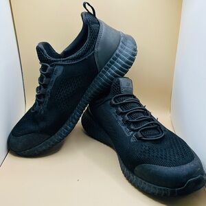 Skechers Women’s Black Slip Resistant Work Shoes Size 7